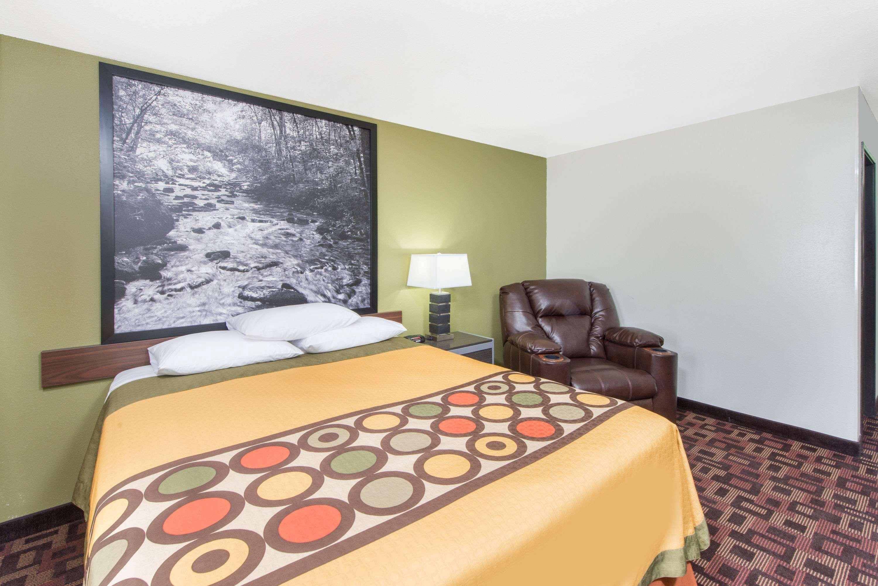 Motel Super 8 By Wyndham Moberly Mo Extérieur photo