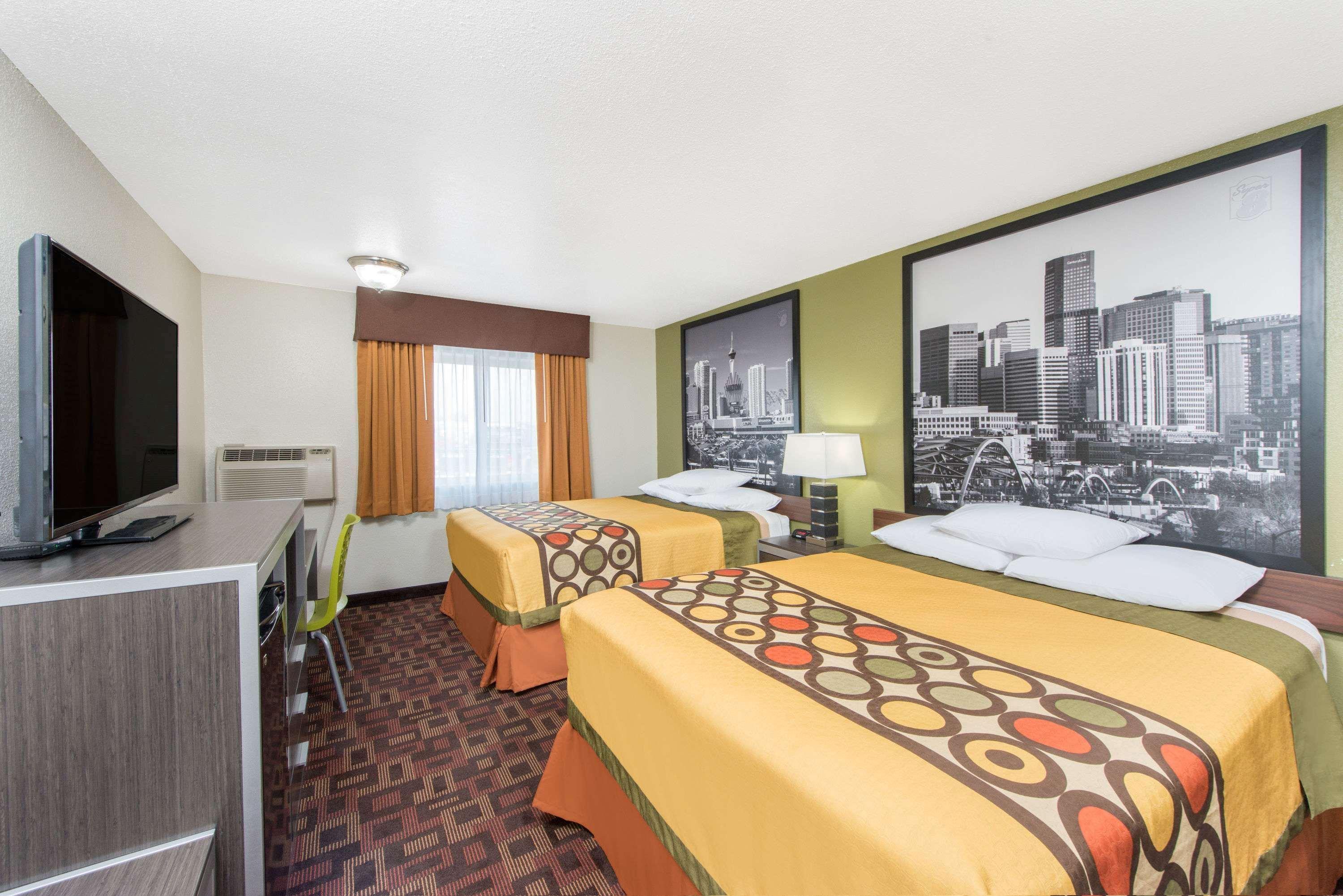Motel Super 8 By Wyndham Moberly Mo Extérieur photo