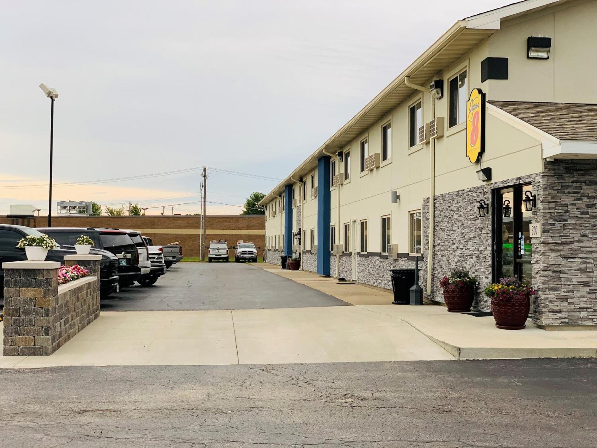 Motel Super 8 By Wyndham Moberly Mo Extérieur photo