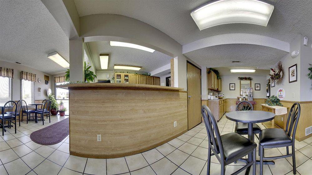 Motel Super 8 By Wyndham Moberly Mo Extérieur photo